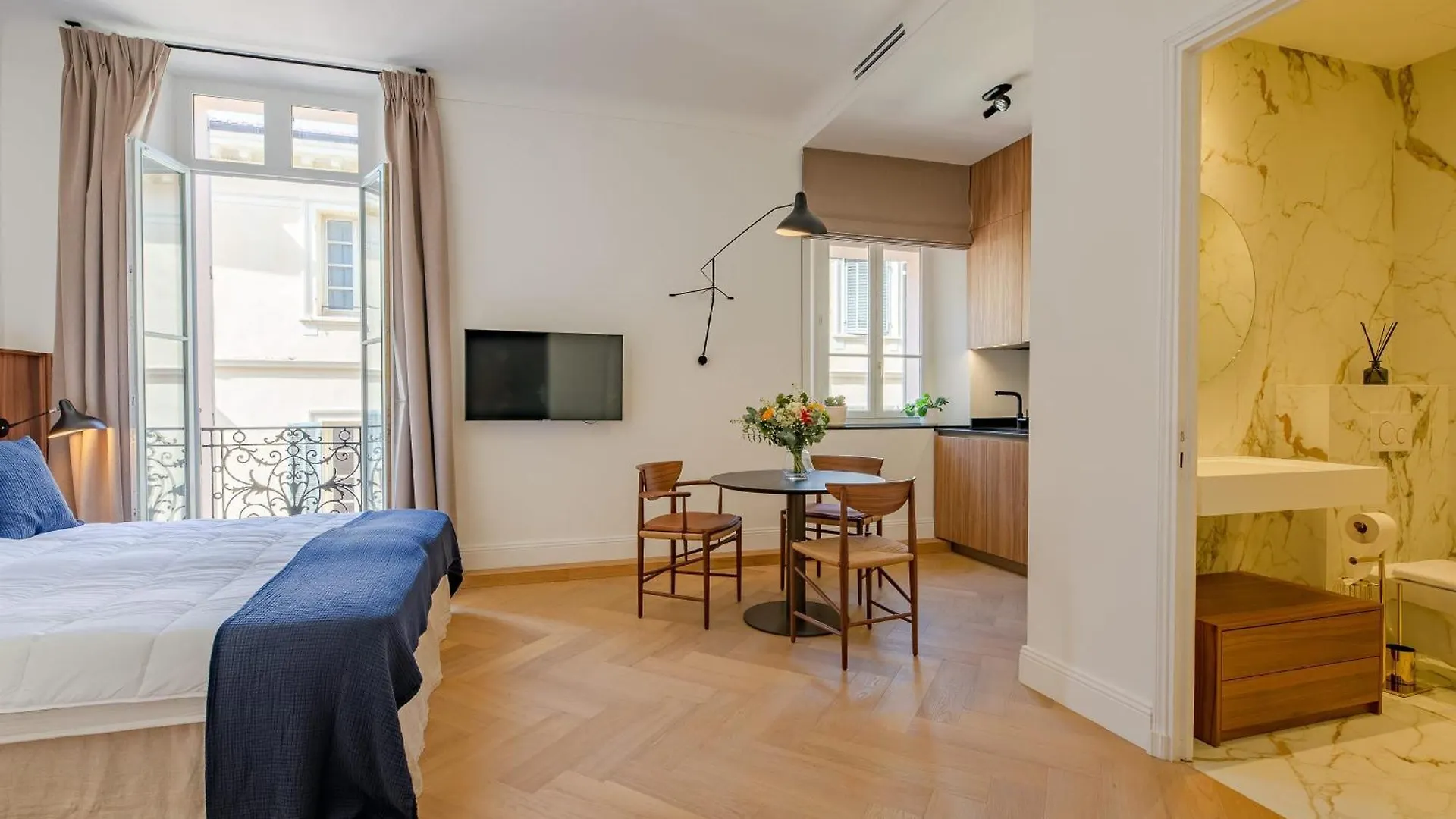 La Guitare 24 - Nice Studio In Center Of Cannes, Just Behind Grand Hotel Cannes